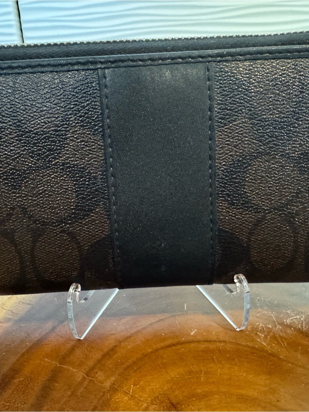 Coach Black / Brown Zip-Around Signature Logo Wallet with Gold Zipper - Picture 2 of 9